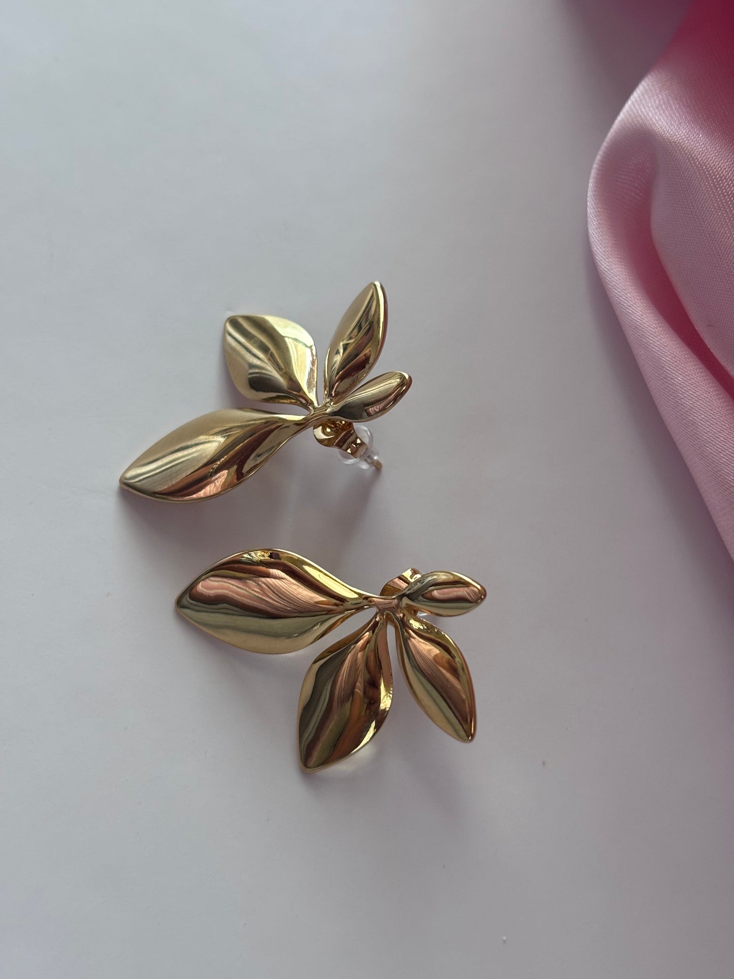 Aretes Leaf Luxe– Acero Inoxidable 304