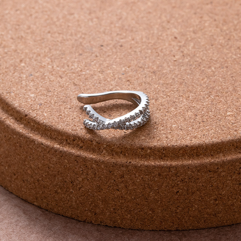 Lust~ ear cuff