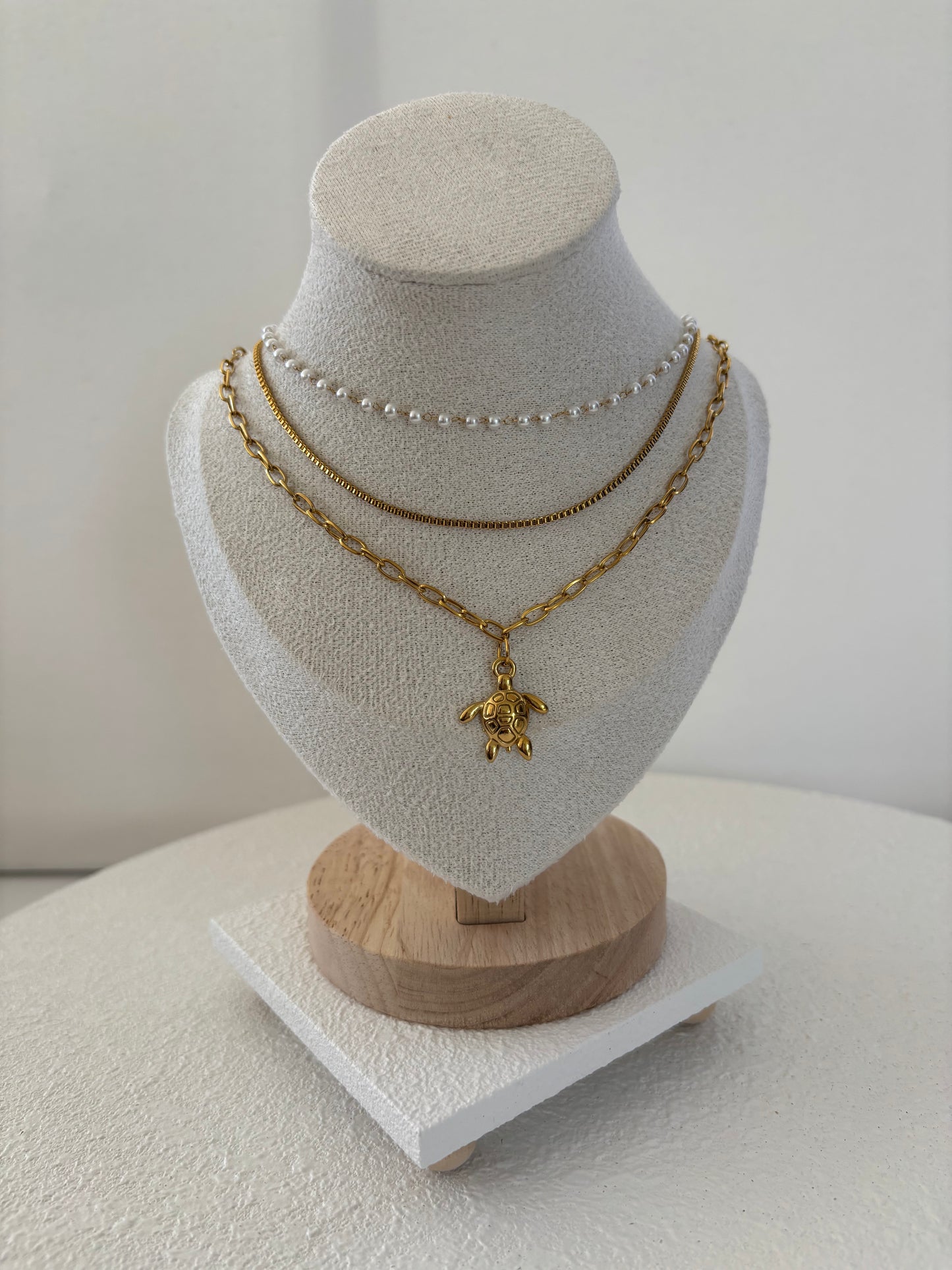 Turtly – Collar de Acero Inoxidable 304 Baño en Oro 18K