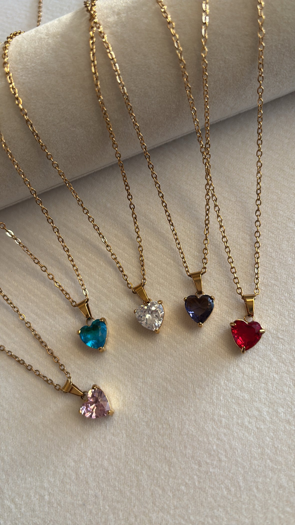 Collar Corazón Brillante – Acero Inoxidable 18K