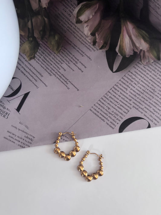 Aros “Golden Beads”— Acero Inoxidable 18K
