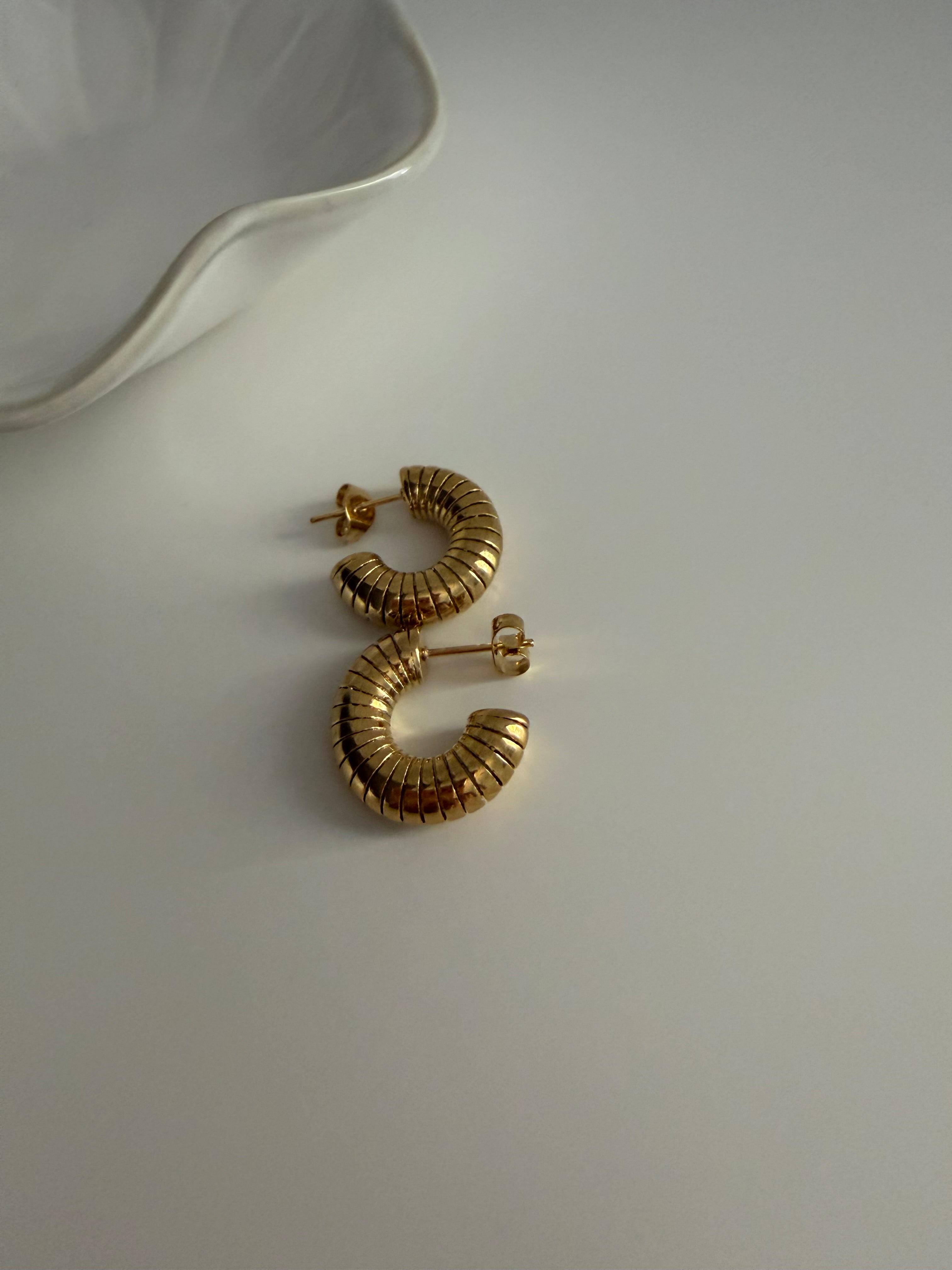Aretes Chunky Acanalados