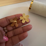 Aretes Flor Texturizada