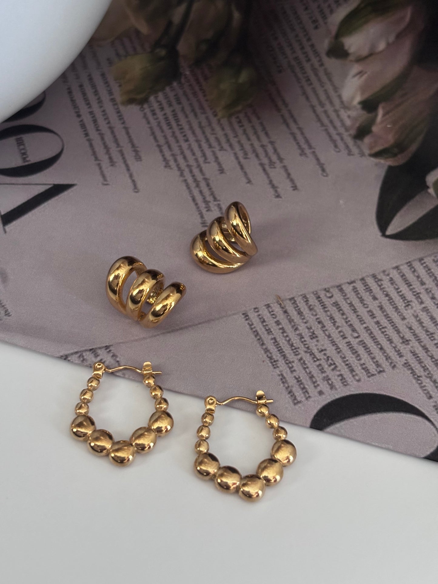 Aros “Golden Beads”— Acero Inoxidable 18K