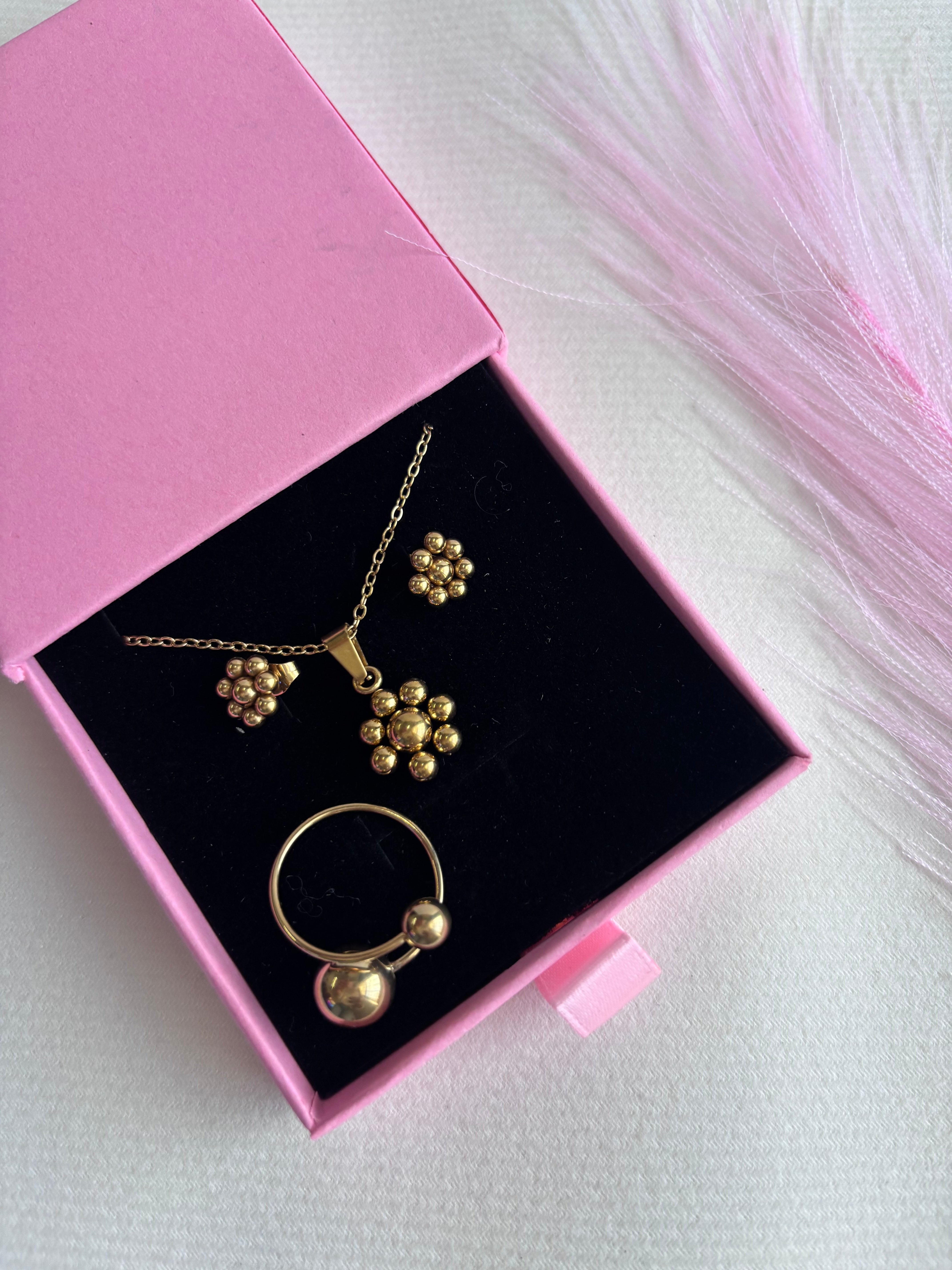 Flor d’Or – Set de Tres Piezas en ACW-316