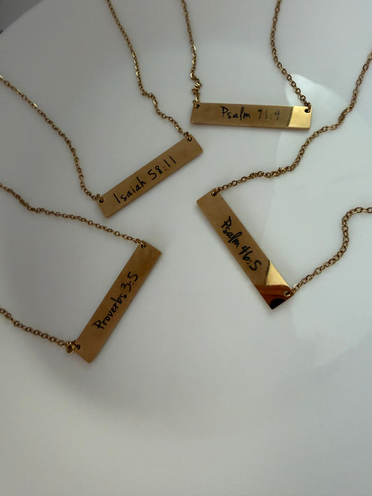 ✨ Collar Promesa ✨
Elige el versículo que hable a tu corazón