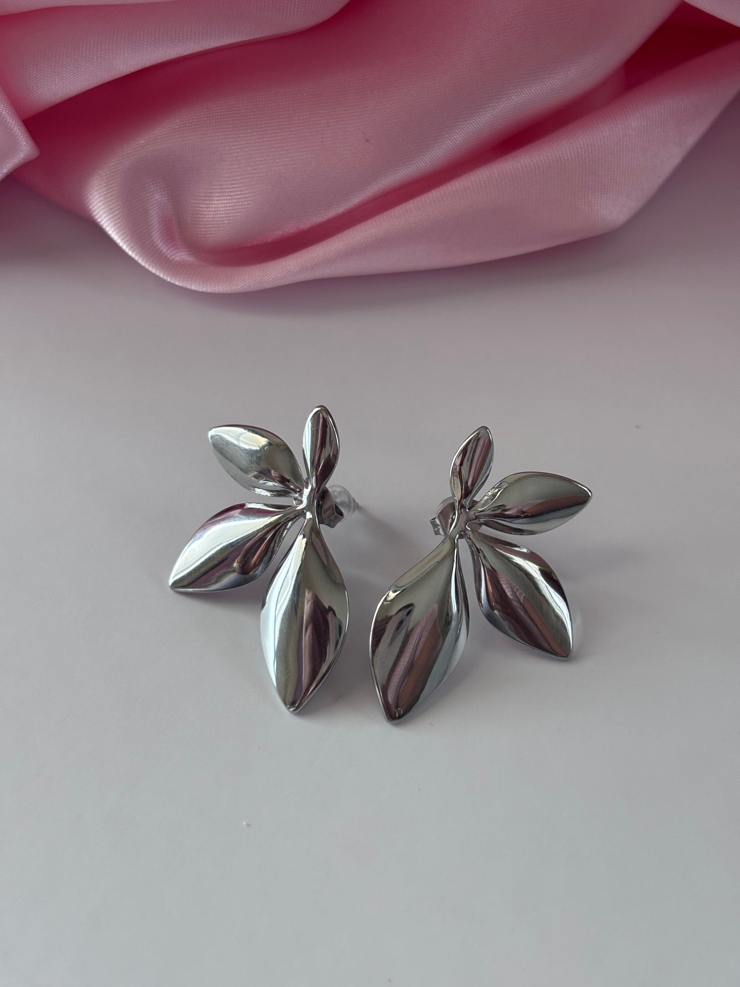 Aretes Leaf Luxe– Acero Inoxidable 304