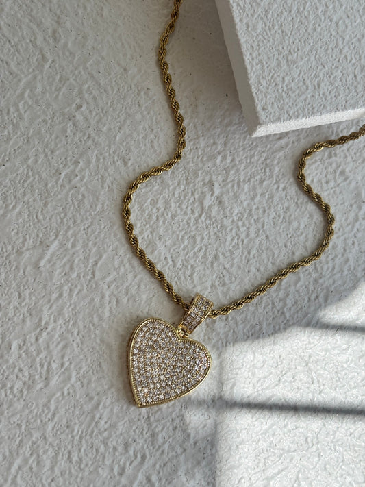 Shiny Soul – Collar de Corazón ✨