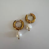 Aretes perlas serena
