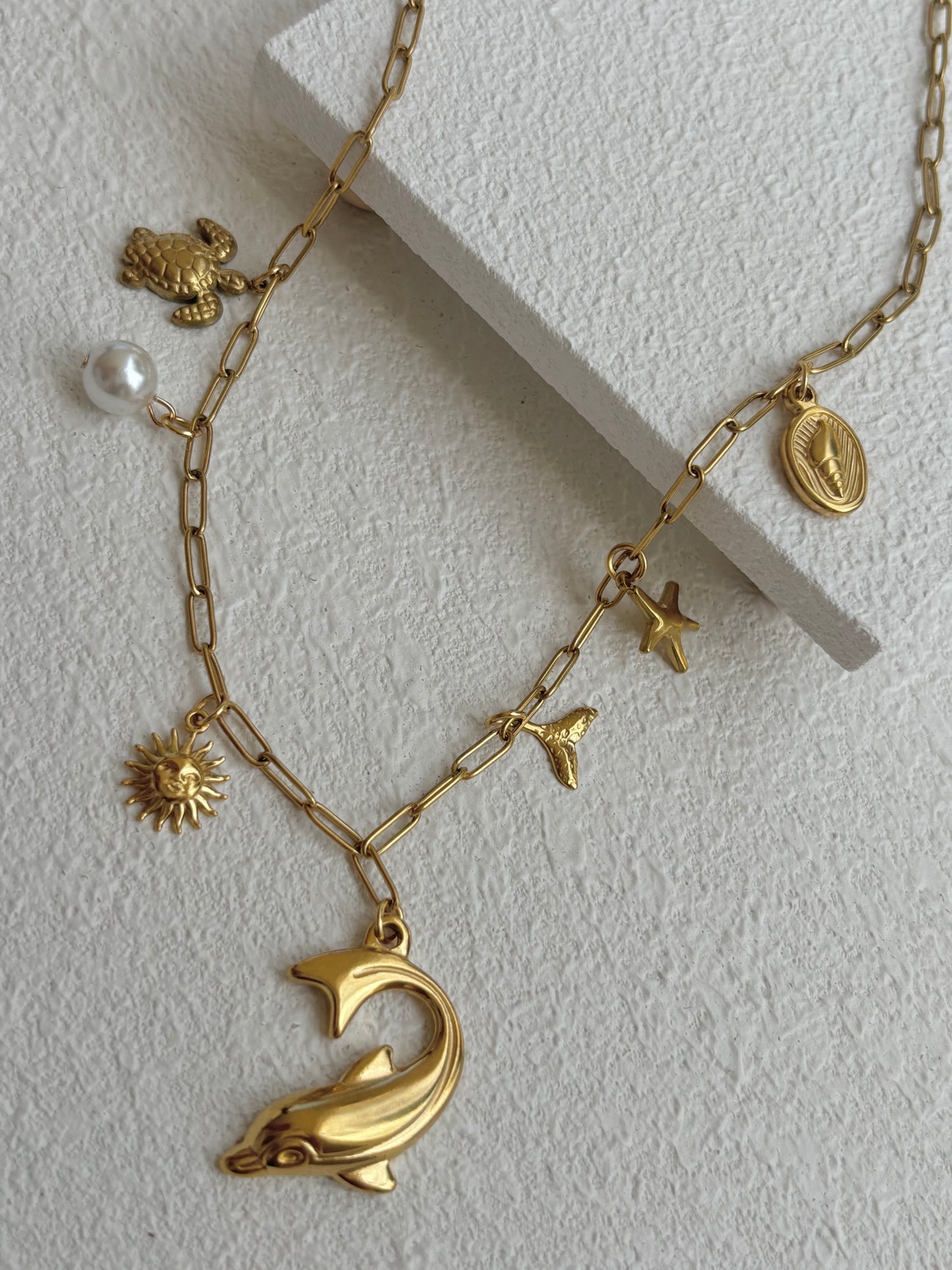 Delfina · Collar · Acero Inoxidable 304 · Baño 18K