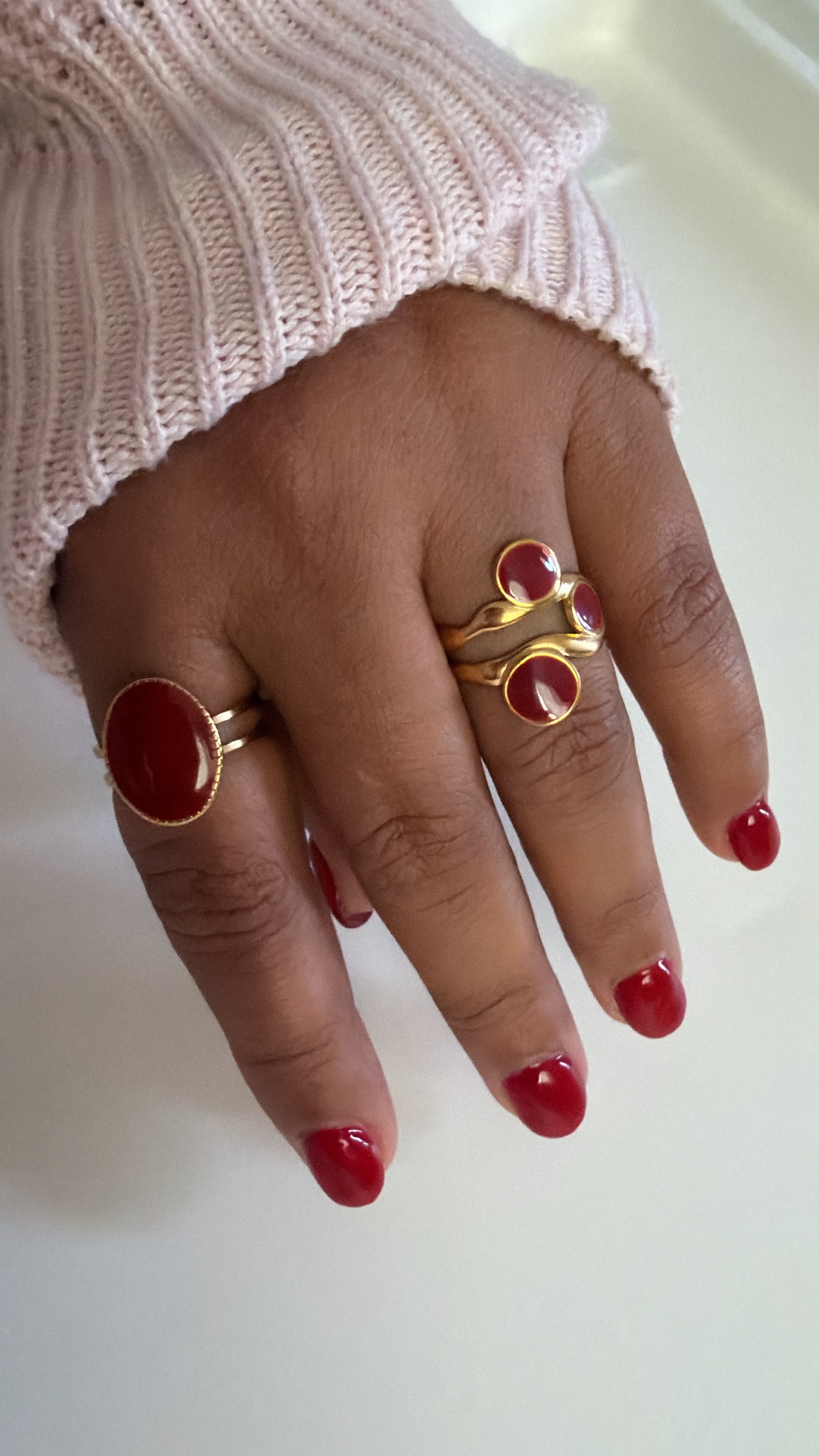 Anillo Scarlet Elegance