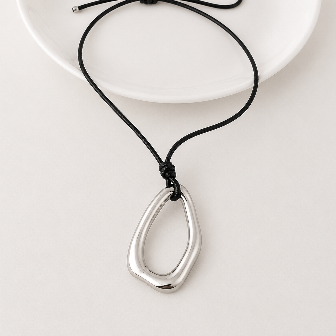 Collar Silueta